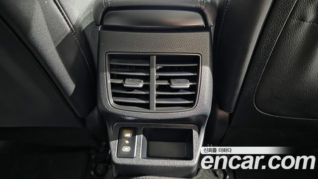Kia Seltos Gasoline 1.6 Turbo 2WD Signature 2023 — фото 33