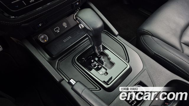 KG Mobility (SsangYong) Rexton Sports Khan Diesel 2.2 4WD Noblesse 2021 — фото 7