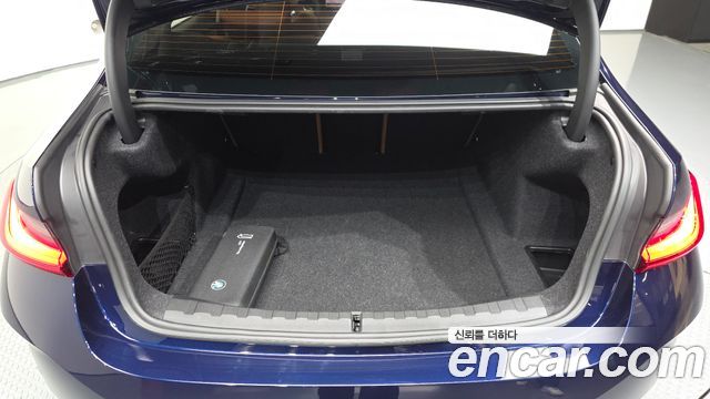 BMW 3 Series (G20) 320i 2025 — фото 20