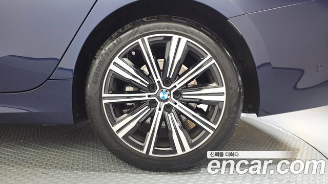 BMW 3 Series (G20) 320i 2025 — фото 21