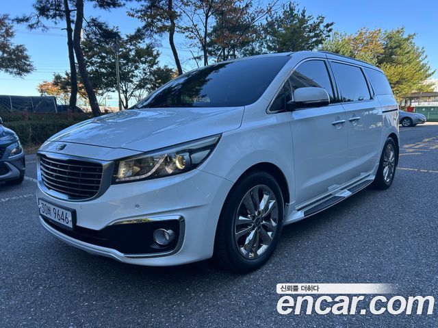Kia Carnival 9-seater Noblesse 2015 — фото 2