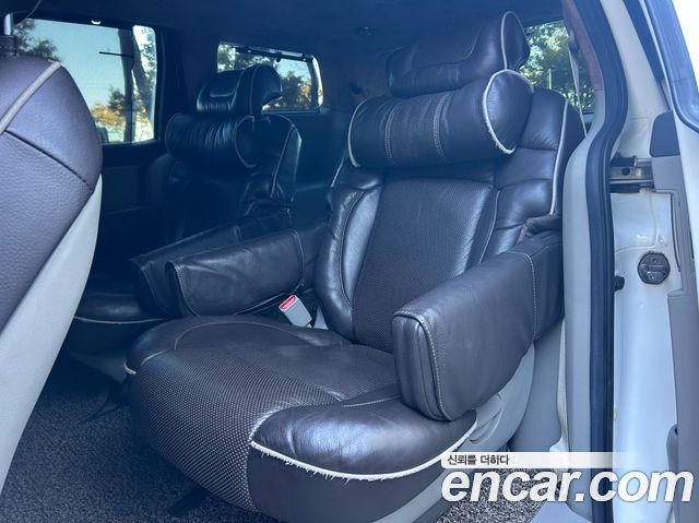 Kia Carnival 9-seater Noblesse 2015 — фото 8
