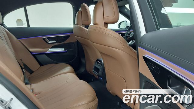 Mercedes-Benz E-Class (W214) E200 AMG Line 2026 — фото 10