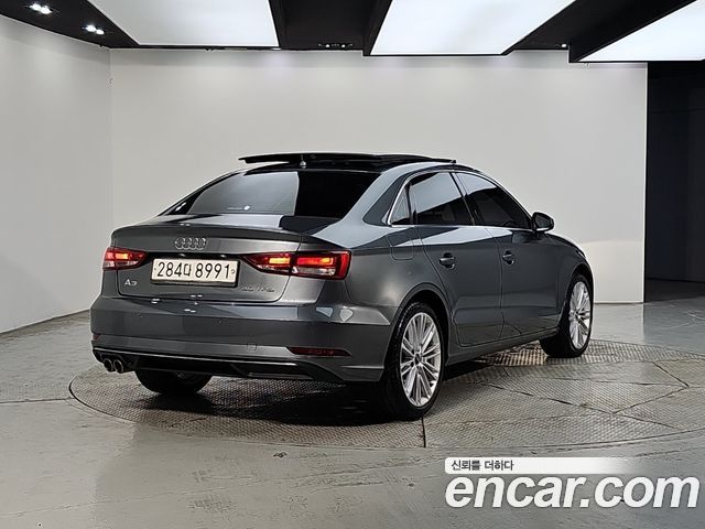 Audi A3 40 TFSI 8V 2018 — фото 4