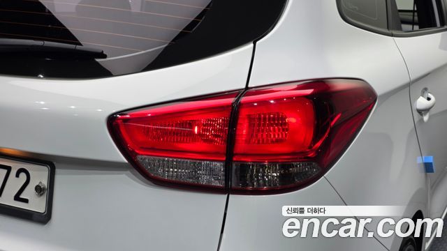 Kia Carens 2.0 LPi Luxury 2014 — фото 23