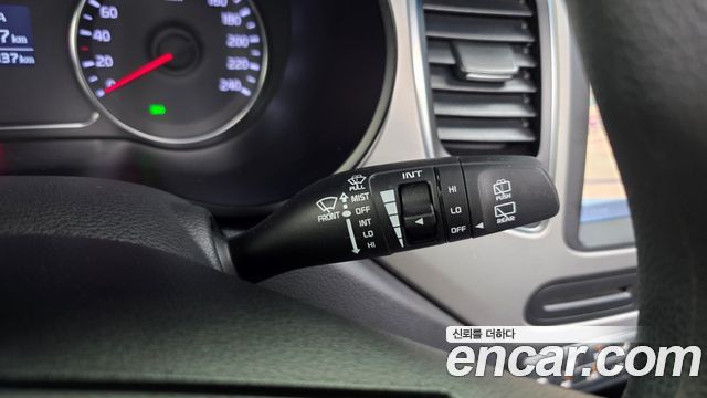 Kia Carens 2.0 LPi Luxury 2014 — фото 29