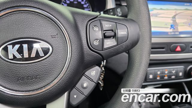 Kia Carens 2.0 LPi Luxury 2014 — фото 32