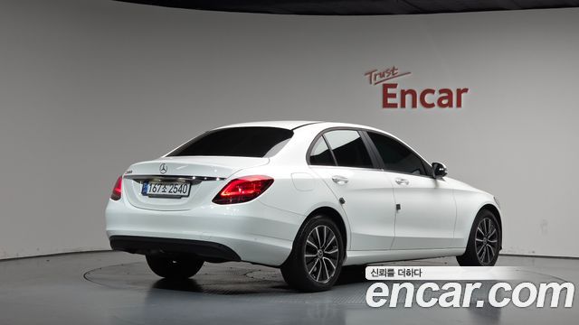 Mercedes-Benz C-Class (W205) C200 2020 — фото 2