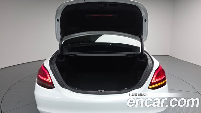 Mercedes-Benz C-Class (W205) C200 2020 — фото 20