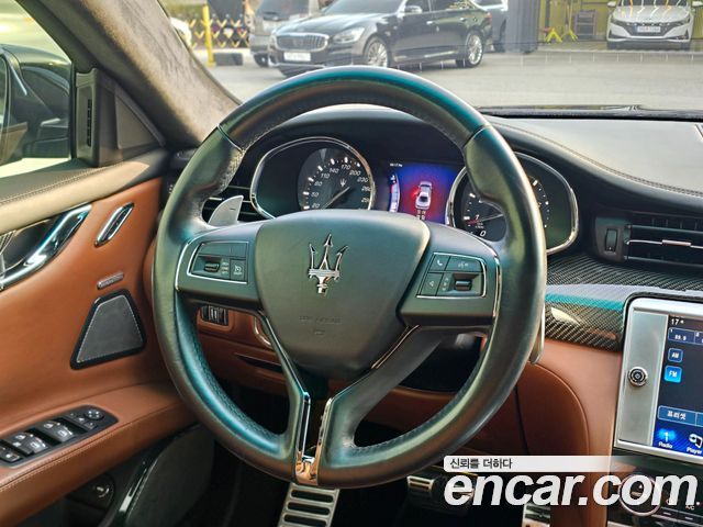 Maserati Quattroporte GTS 3.8 V8 2015 — фото 15