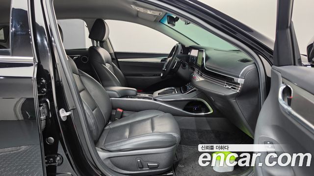Hyundai Grandeur (IG) 2.5 Premium 2023 — фото 26
