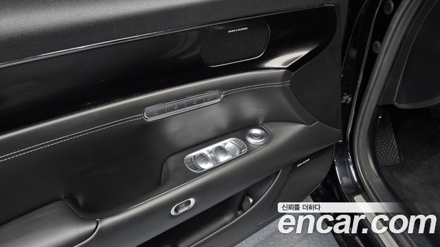 Genesis G90 (RS4) Gasoline 3.5 Turbo AWD 2023 — фото 19