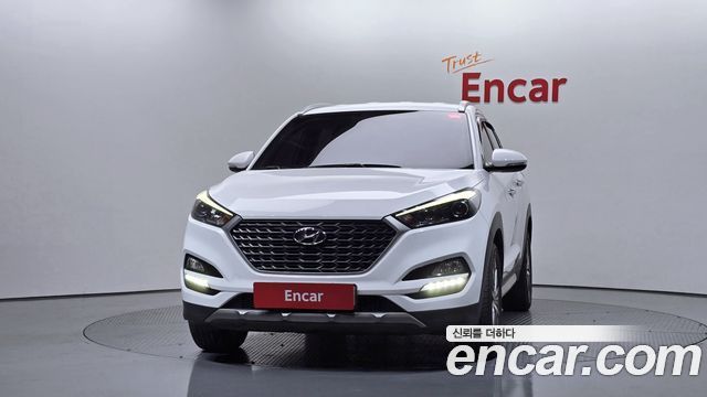 Hyundai Tucson Diesel 1.7 2WD Modern Fever 2017 — фото 3