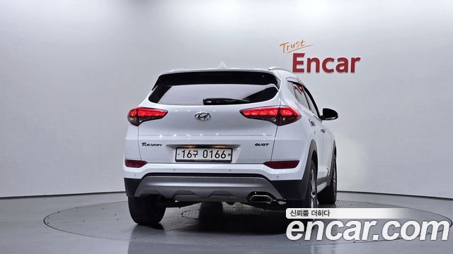Hyundai Tucson Diesel 1.7 2WD Modern Fever 2017 — фото 4