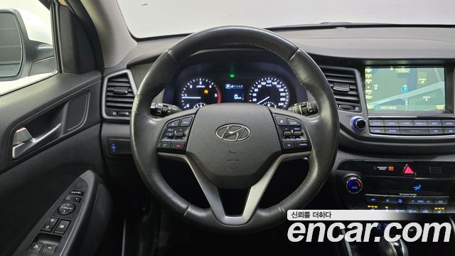 Hyundai Tucson Diesel 1.7 2WD Modern Fever 2017 — фото 13