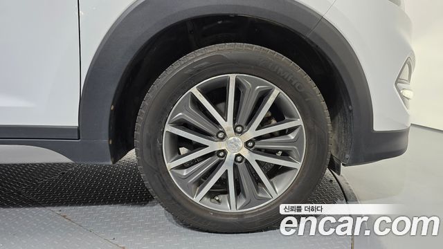 Hyundai Tucson Diesel 1.7 2WD Modern Fever 2017 — фото 21
