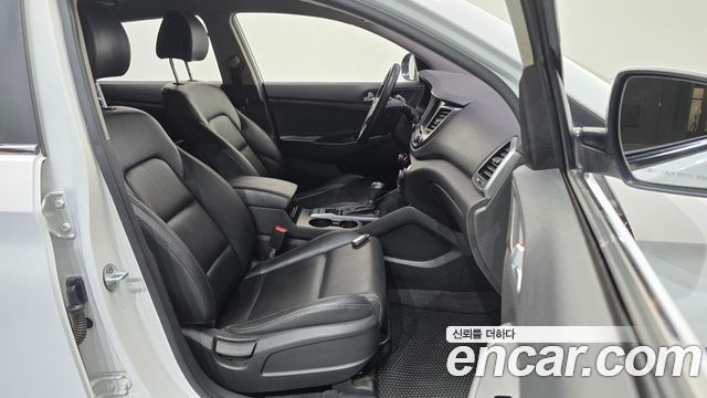 Hyundai Tucson Diesel 1.7 2WD Modern Fever 2017 — фото 26