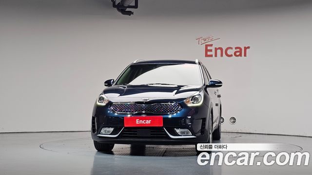 Kia Niro Prestige 2018 — фото 3