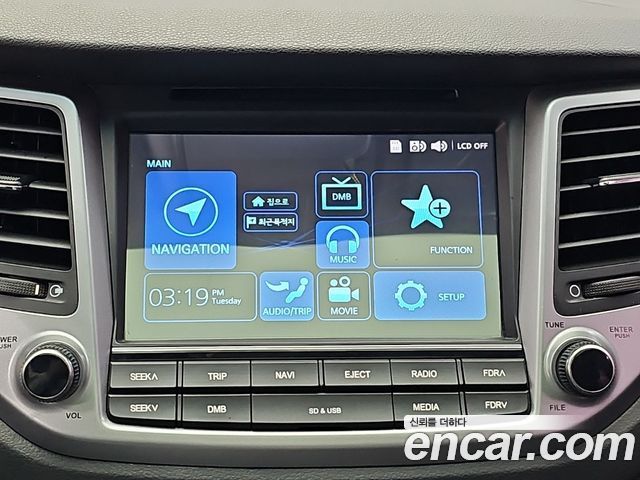 Hyundai Tucson Diesel 2.0 2WD Style Special 2017 — фото 18