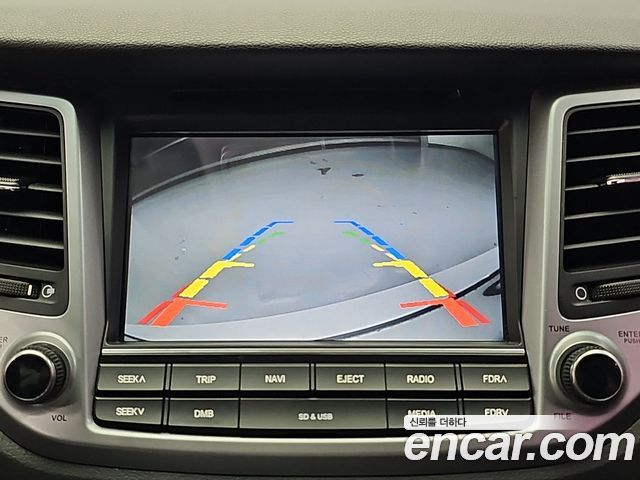 Hyundai Tucson Diesel 2.0 2WD Style Special 2017 — фото 19