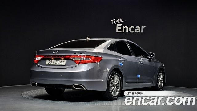 Hyundai Grandeur (HG) HG240 Modern 2015 — фото 2
