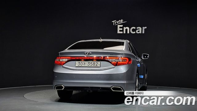 Hyundai Grandeur (HG) HG240 Modern 2015 — фото 4