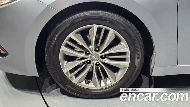 Hyundai Grandeur (HG) HG240 Modern 2015 — фото 5