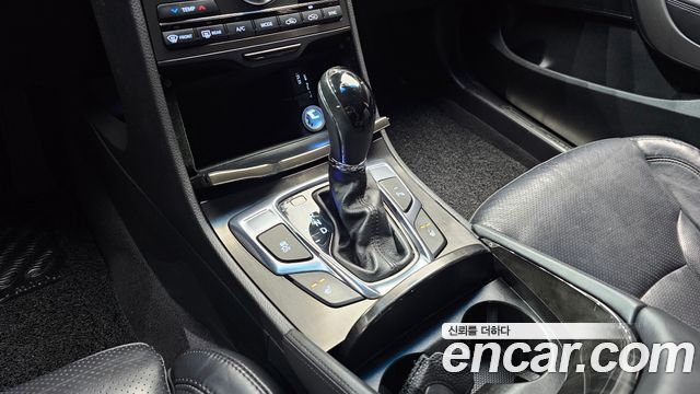 Hyundai Grandeur (HG) HG240 Modern 2015 — фото 9