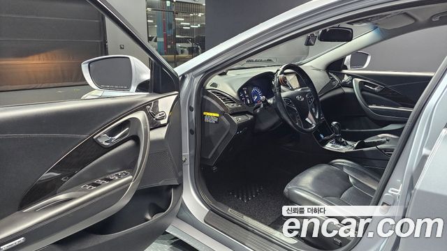 Hyundai Grandeur (HG) HG240 Modern 2015 — фото 10