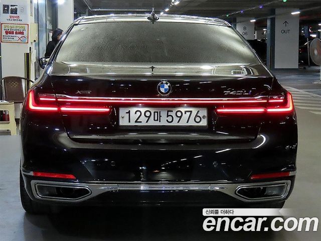 BMW 7 Series (G11) 740Li xDrive Design Pure Excellence 2020 — фото 5