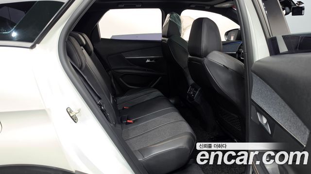 Peugeot 3008 (II) 1.6 BlueHDi GT Line 2018 — фото 11