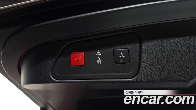 Peugeot 3008 (II) 1.6 BlueHDi GT Line 2018 — фото 18