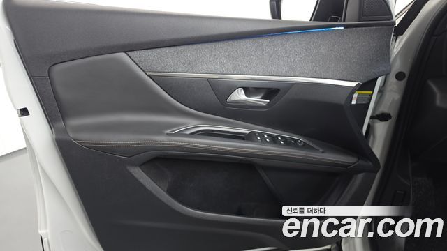 Peugeot 3008 (II) 1.6 BlueHDi GT Line 2018 — фото 24