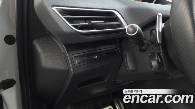 Peugeot 3008 (II) 1.6 BlueHDi GT Line 2018 — фото 27