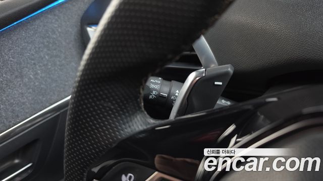 Peugeot 3008 (II) 1.6 BlueHDi GT Line 2018 — фото 29