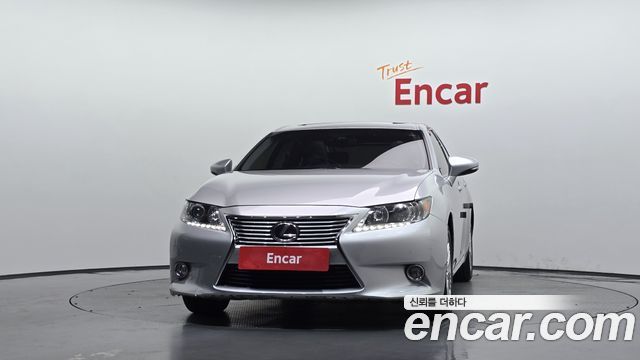 Lexus ES350 Supreme XV60 2013 — фото 3