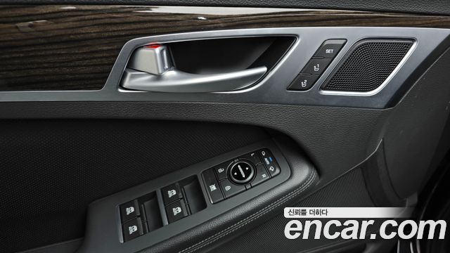 Genesis G80 3.3 GDI AWD Luxury 2019 — фото 30