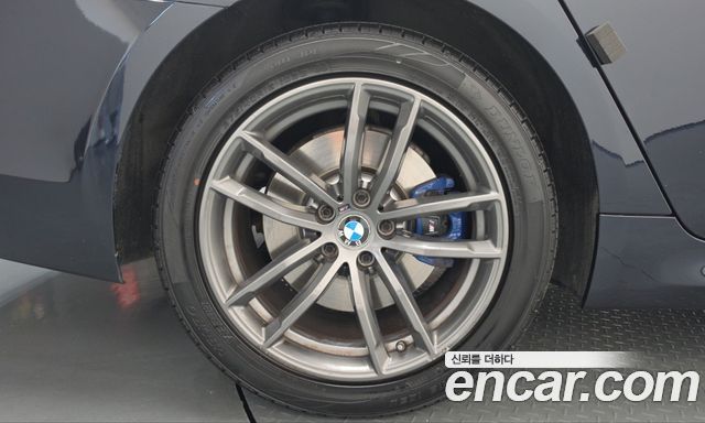 BMW 5 Series (G30) 530i xDrive M Sport Package 2018 — фото 5
