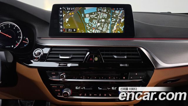 BMW 5 Series (G30) 530i xDrive M Sport Package 2018 — фото 13