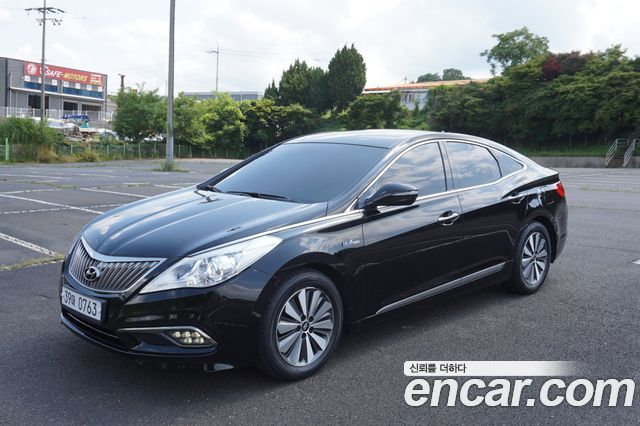 Hyundai Grandeur Hybrid (HG) Premium