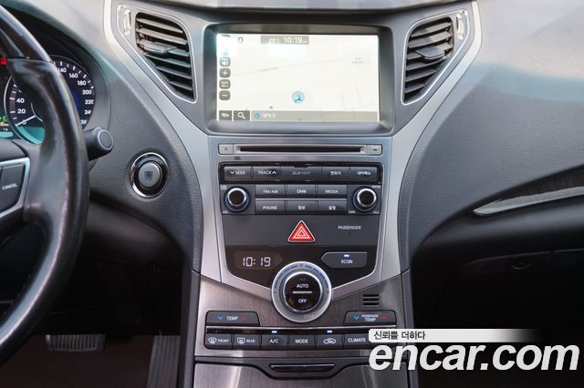 Hyundai Grandeur Hybrid (HG) Premium 2017 — фото 8