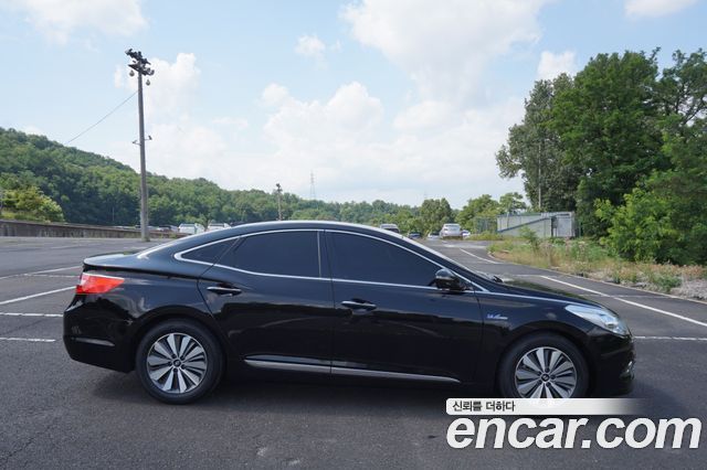 Hyundai Grandeur Hybrid (HG) Premium 2017 — фото 18