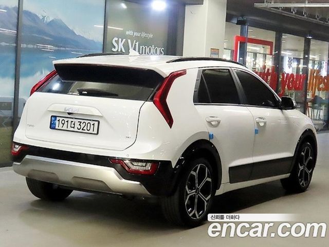 Kia Niro Signature 2022 — фото 4