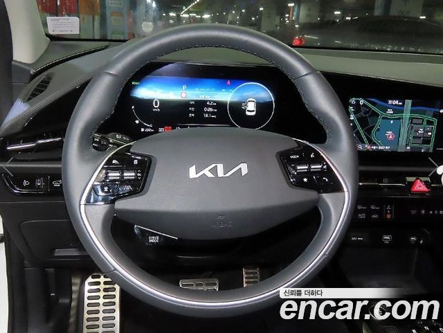 Kia Niro Signature 2022 — фото 8