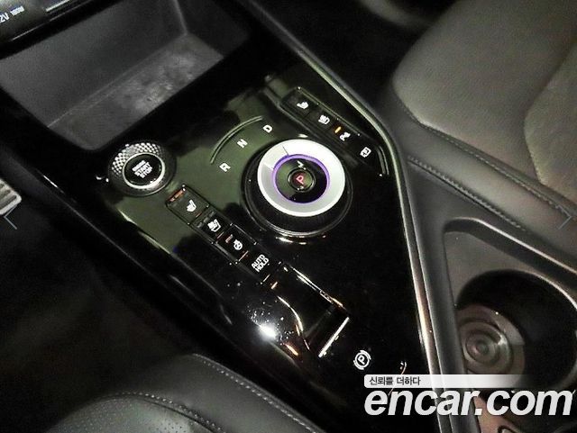 Kia Niro Signature 2022 — фото 16