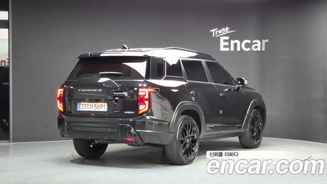 KG Mobility (SsangYong) Torres Gasoline 1.5 2WD Black Edition 2024 — фото 2