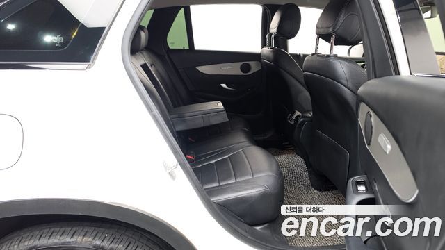 Mercedes-Benz GLC-Class (X253) GLC350e 4MATIC 2019 — фото 12