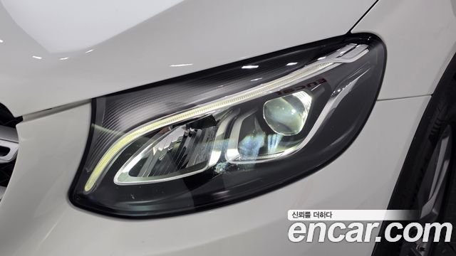 Mercedes-Benz GLC-Class (X253) GLC350e 4MATIC 2019 — фото 22