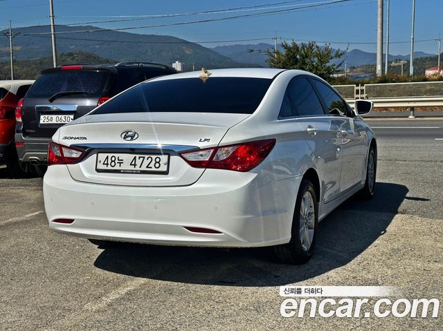 Hyundai Sonata (YF) LPi Luxury 2012 — фото 4