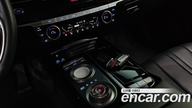 Genesis G80 (RG3) Gasoline 2.5 Turbo AWD 2021 — фото 9